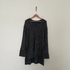 Athleta Black Marled Shasta V Neck Chunky Knit Sweater Size Large